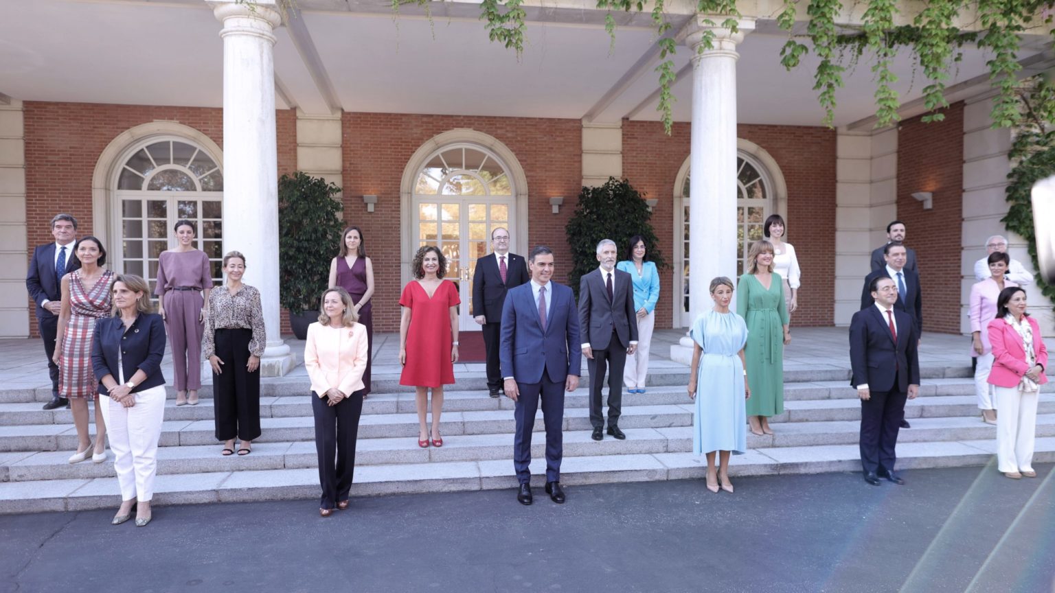 Sánchez aplaza a enero la crisis de gobierno para resolver antes las primarias de Madrid