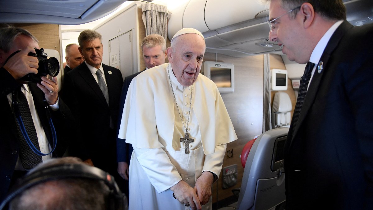 El Papa defiende el envío de armas a Ucrania: «Puede ser moralmente aceptado»