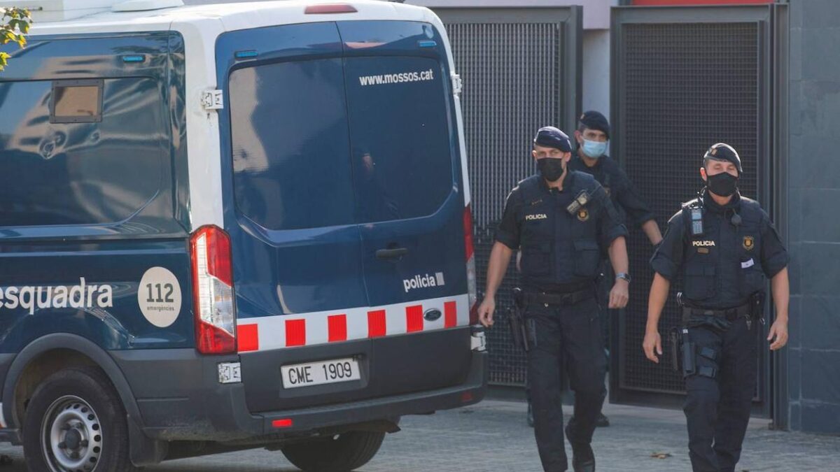 Detienen a un yihadista marroquí en Empuriabrava (Gerona) que pretendía atentar en Cataluña