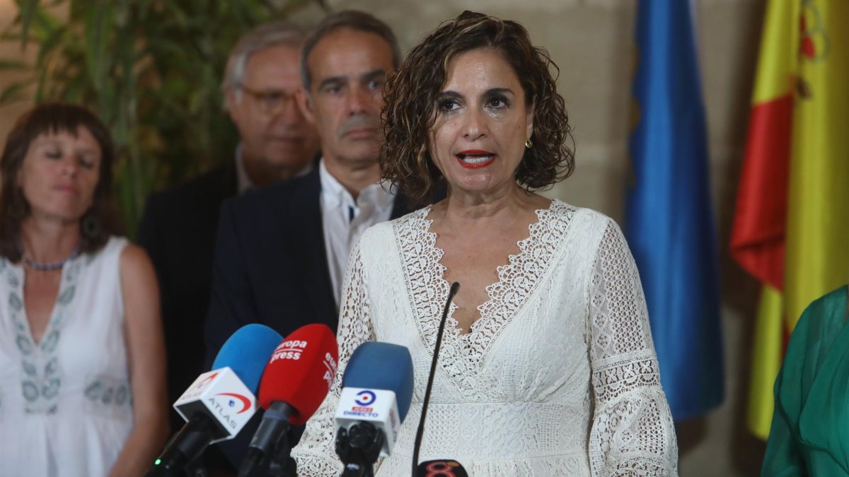 El PSOE desdice a Podemos y afirma que el gasto en Defensa aumentará en los PGE