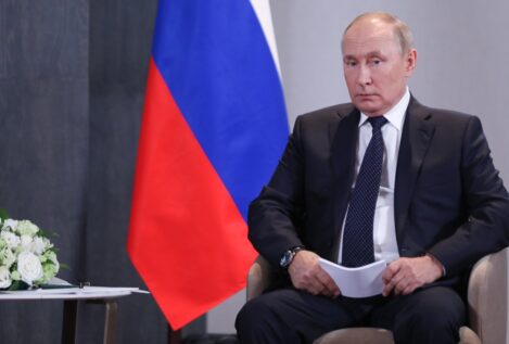 Putin frente a la encrucijada de empantanarse en Ucrania o cavar su propia tumba en casa