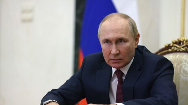 Putin avanza hacia la anexión de Zaporiyia y Jersón tras reconocer su independencia