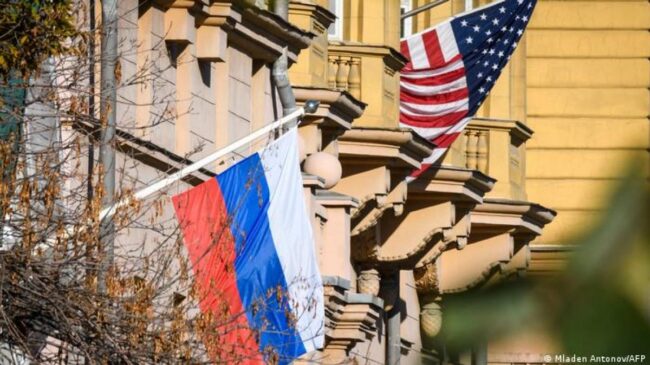 EE.UU. y Rumanía piden a sus ciudadanos con doble nacionalidad que abandonen "de inmediato" Rusia para no ser reclutados