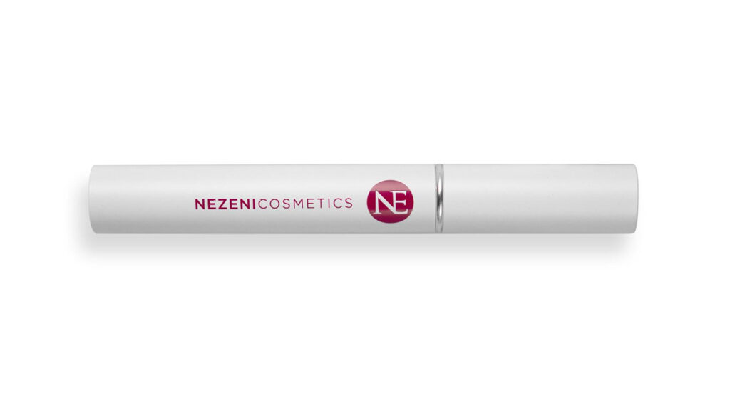 Sérum para pestañas con ingredientes naturales de la firma NezeniCosmetics