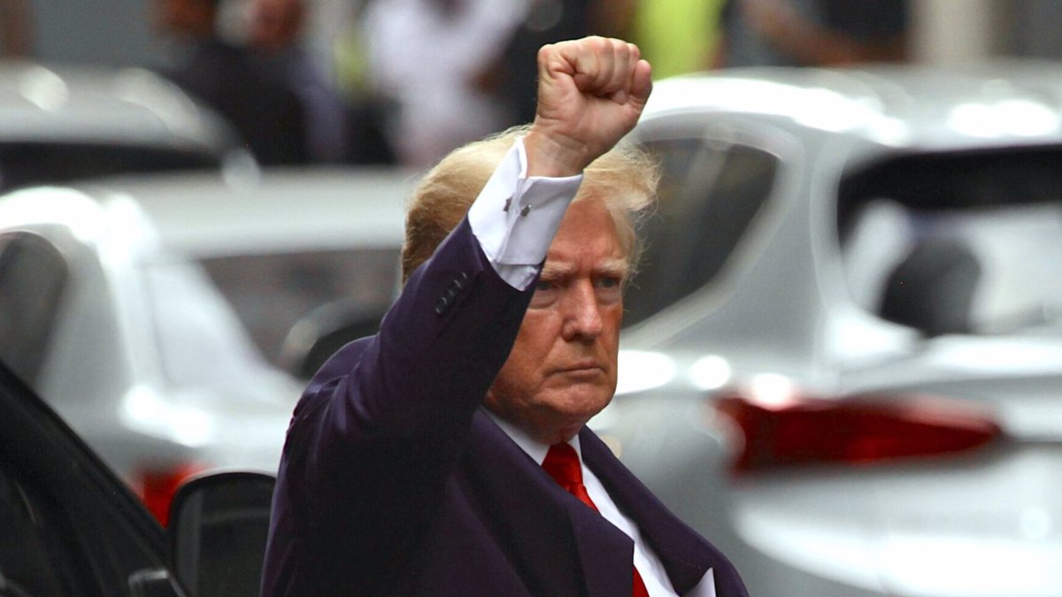 Trump rechaza dos candidatos para investigarle y frena la causa de los documentos clasificados