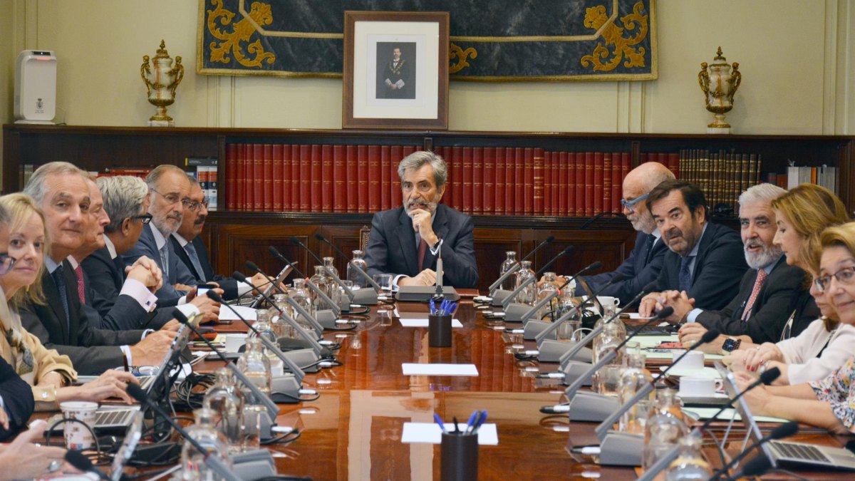 Los vocales del CGPJ abren las negociaciones para renovar el Tribunal Constitucional