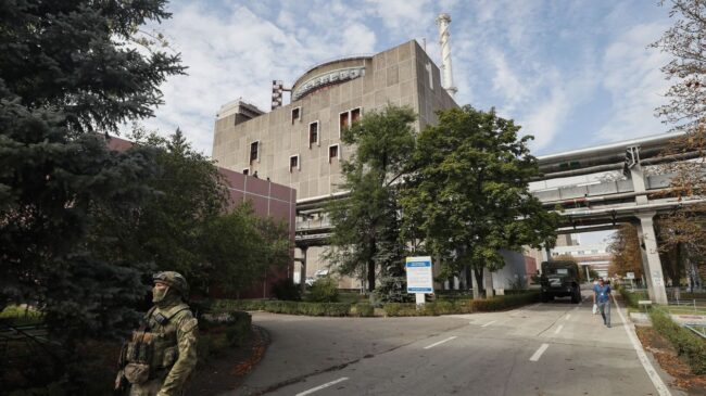 El OIEA pide establecer una zona de seguridad alrededor de la central nuclear de Zaporiyia y detener los bombardeos "de inmediato"