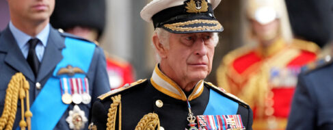 El rey Carlos III será coronado el 6 de mayo en la Abadía de Westminster en Londres