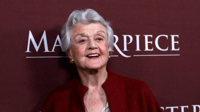 Muere la actriz Angela Lansbury a los 96 años, célebre por su papel en 'Se ha escrito un crimen'