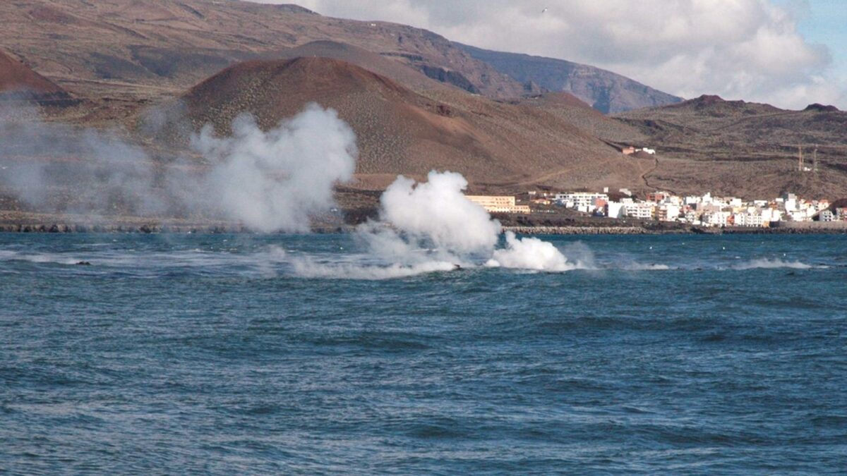 (FOTOGALERÍA) Se cumplen once años del inicio de la erupción del Tagoro, el volcán submarino de Canarias