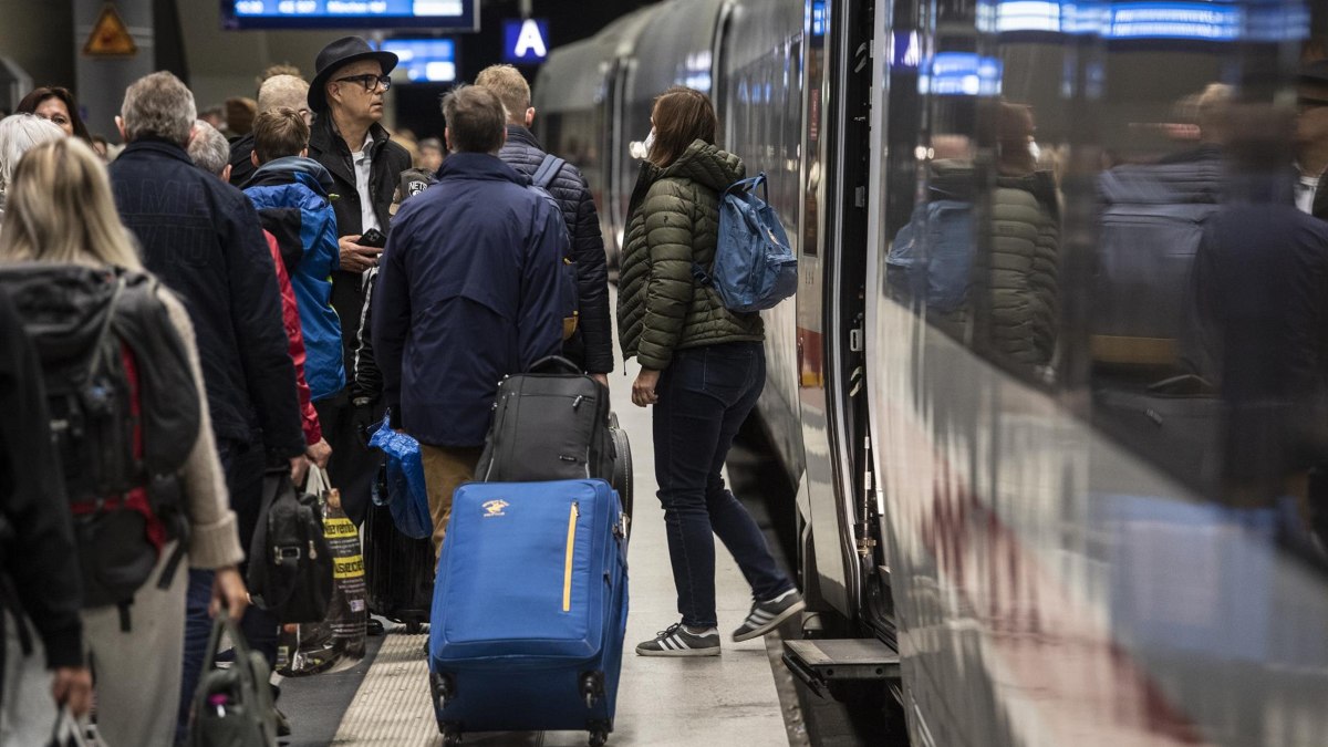 Un sabotaje paraliza la red ferroviaria del norte de Alemania