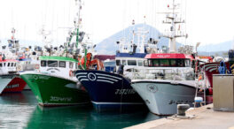 Bruselas acepta retirar el veto a la pesca de arrastre en  41 de los 87 caladeros afectados