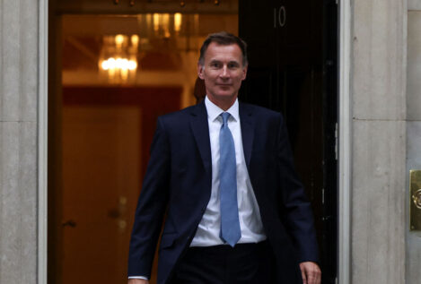 El ministro de Economía británico suprime la mayoría de las medidas fiscales de Truss