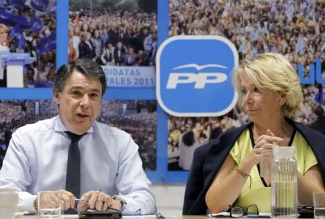 El juez exonera a Esperanza Aguirre e Ignacio González de la presunta financiación irregular del PP de Madrid