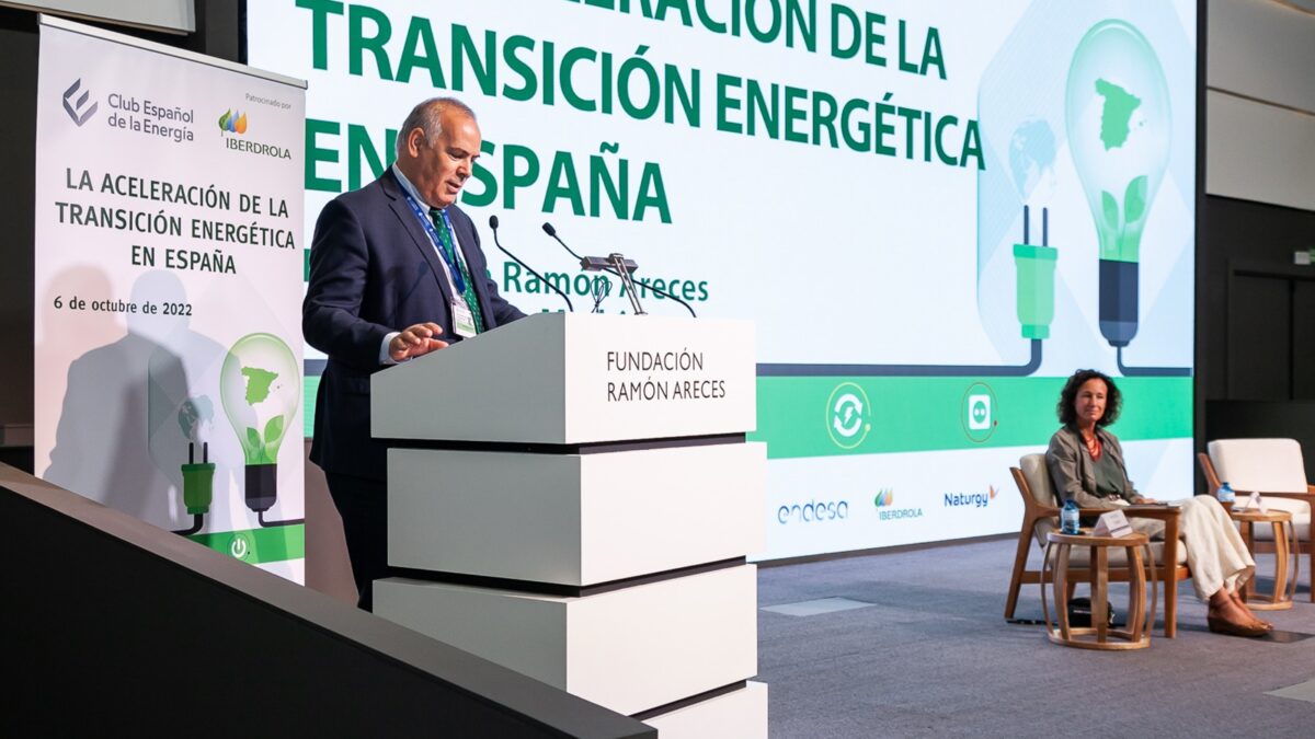 El Club Español de la Energía ofrece las claves para acelerar la transición energética