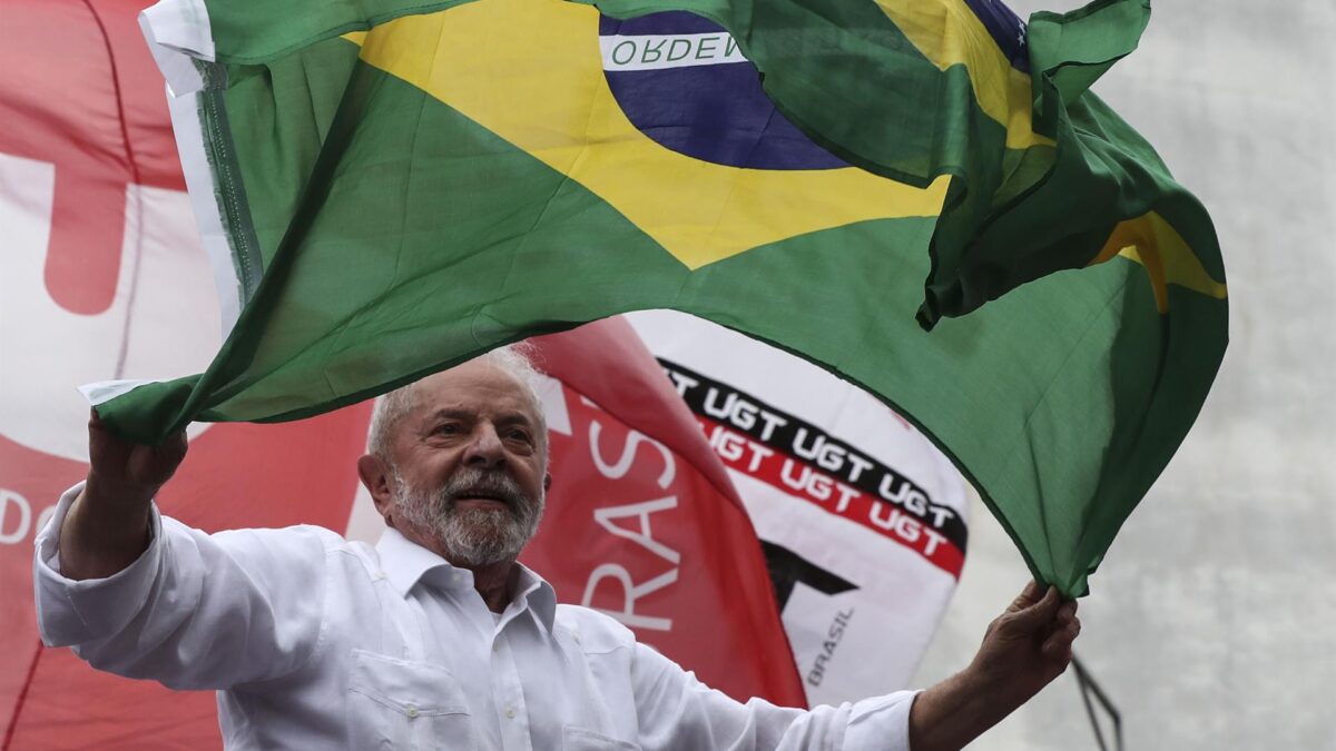 Lula da Silva gana las elecciones con un resultado muy ajustado frente a Bolsonaro