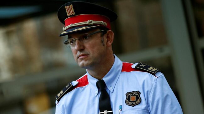 La Generalidad destituye al comisario jefe de los Mossos d'Esquadra por "discrepancias"