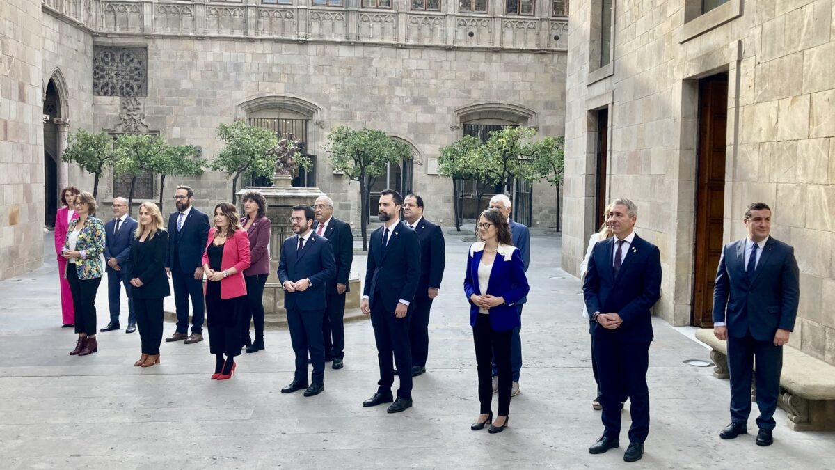 Pere Aragonés presenta a su nuevo Gobierno e insiste en un referéndum de autodeterminación