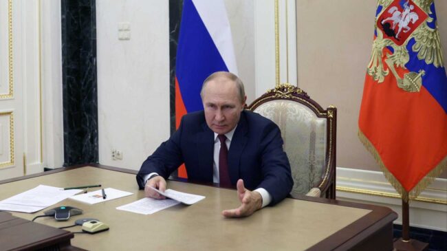 Putin aplaza un mes la llamada a filas por una "saturación" en los centros de reclutamiento