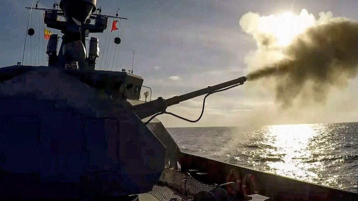 (VÍDEO) Rusia repele un ataque ucraniano en Sebastopol y destruye un vehículo acuático no tripulado