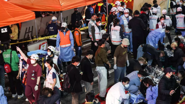 (VÍDEO) Al menos 154 muertos y 133 heridos en una estampida en la celebración de Halloween en Seúl