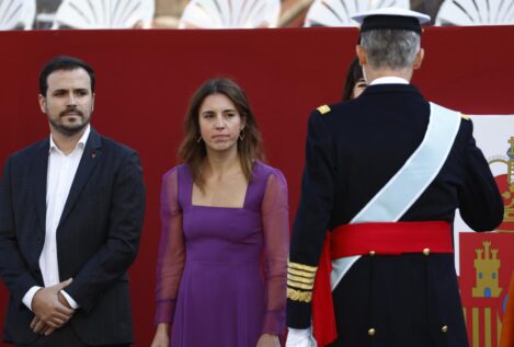 Los insultos a Sánchez y el estreno de Garzón acaparan la recepción en Palacio Real 