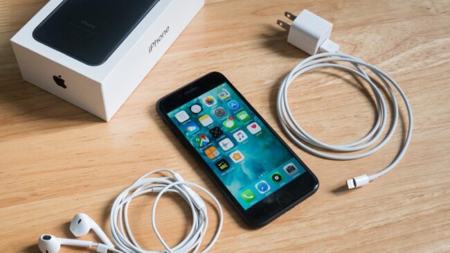 Apple confirma que el iPhone adoptará el cargador USB-C