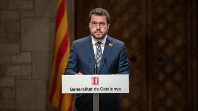 Aragonès monta un gobierno multicolor con consejeros de CDC, PSC y Comunes