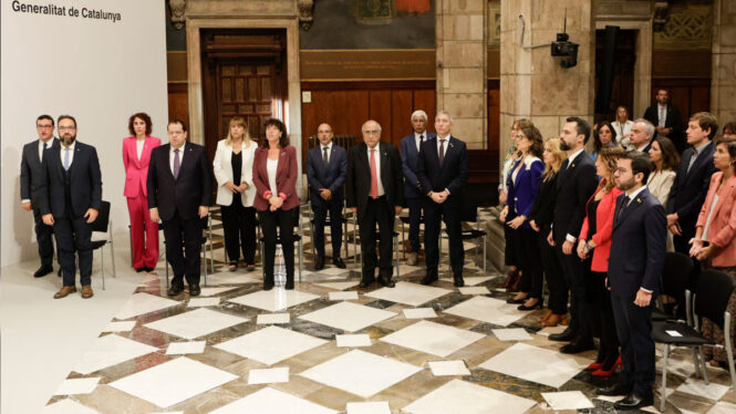 Aragonès pide a sus nuevos consejeros servir a «la Cataluña entera sin olvidar a nadie»