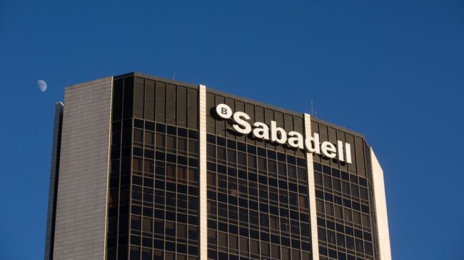 Banco Sabadell registró un beneficio neto de 709 millones hasta septiembre, cerca del doble