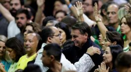 Bolsonaro avanza en las encuestas y se coloca a siete puntos de Lula