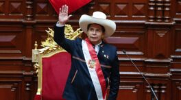 El Congreso de Perú no permite que Castillo viaje a Bruselas y al Vaticano