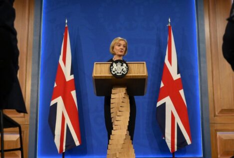 Parlamentarios conservadores piden a Liz Truss que dimita «esta semana»