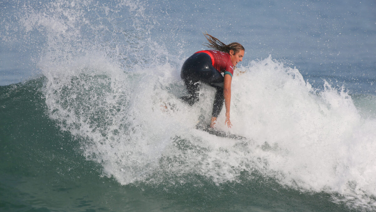 El PNV cuela en la ley del Deporte el reconocimiento de la selección vasca de surf