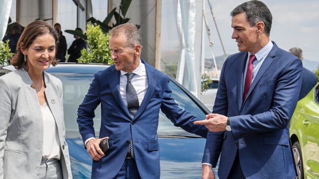 Pedro Sánchez teme un motín del sector del automóvil en plena campaña electoral de 2023