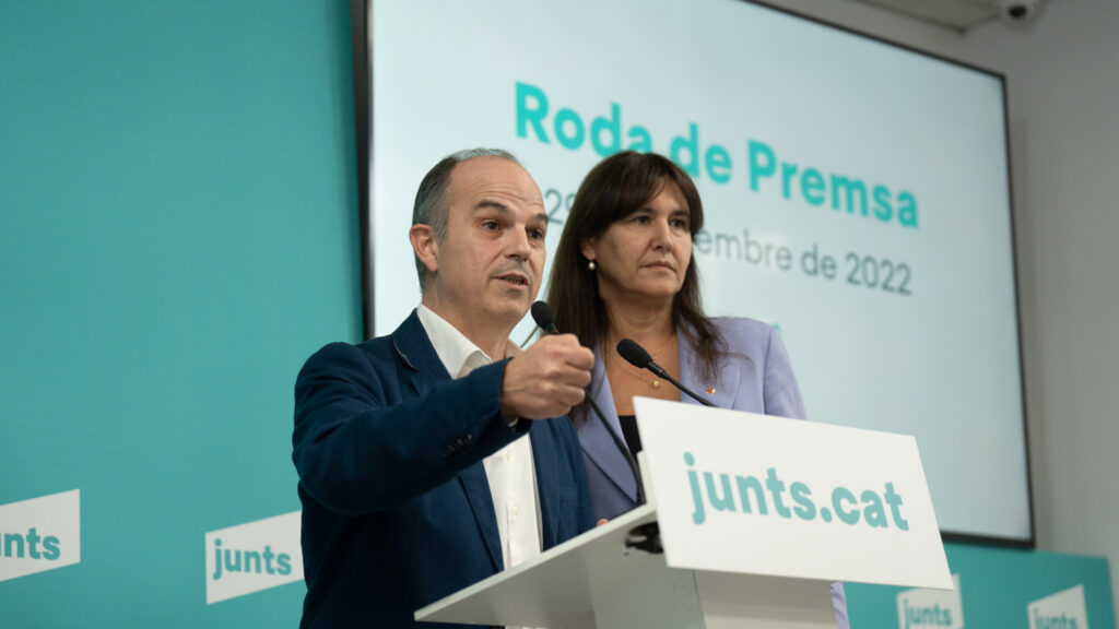El secretario general de Junts, Jordi Turull, y la presidenta de Junts, Laura Borràs.