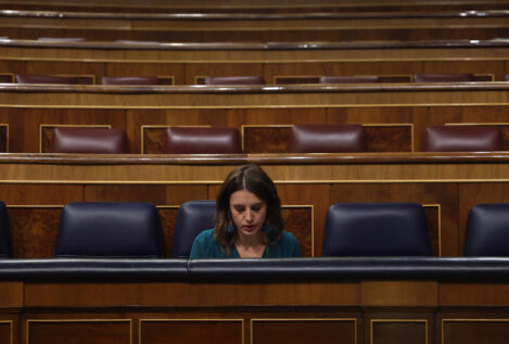 Irene Montero interviene en el caos de Podemos y exige apartar a todos los tránsfugas