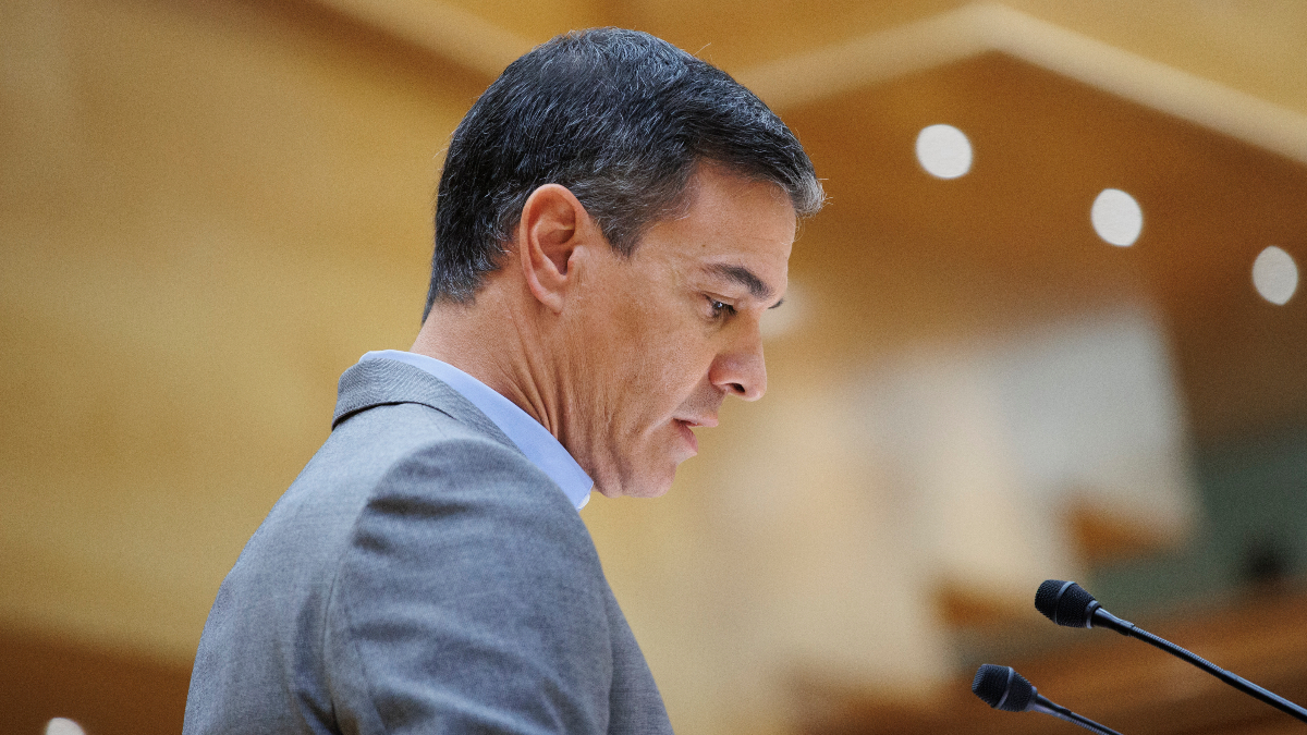 Los economistas de Sánchez le prometen una bajada récord de la inflación como as electoral
