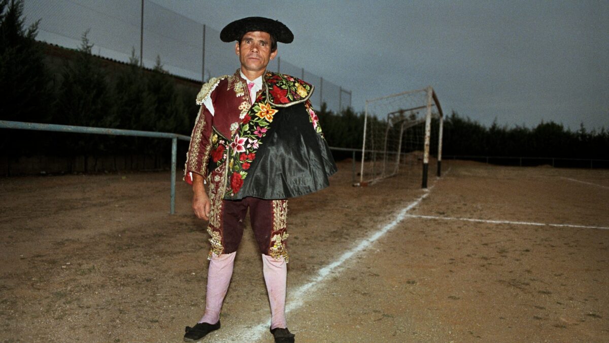 Fotografías del libro Cristóbal Hara: España color 1985-2020.