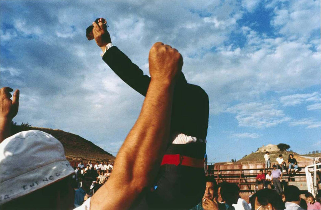 Fotografías del libro Cristóbal Hara: España color 1985-2020.