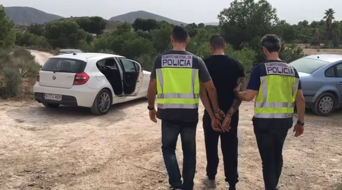 Detenido un hombre por matar presuntamente a otro de un puñetazo en una discoteca en Alicante