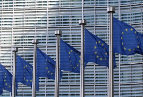 Bruselas aplaude el acuerdo entre España y Francia sobre el BarMar, pero espera detalles