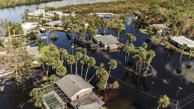 (VÍDEO) Engulle todo a su paso: las brutales imágenes que plasman la fuerza del huracán Ian en Florida, EE.UU.
