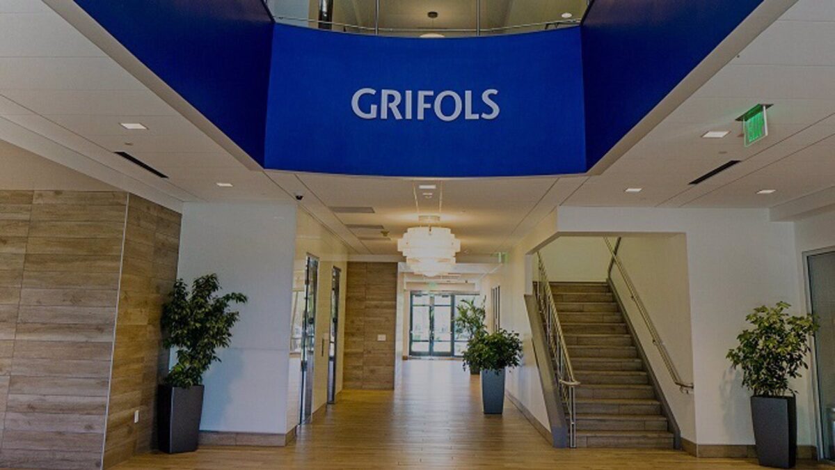 Grifols nombra a Steven F. Mayer presidente ejecutivo y a Víctor Grifols presidente de honor