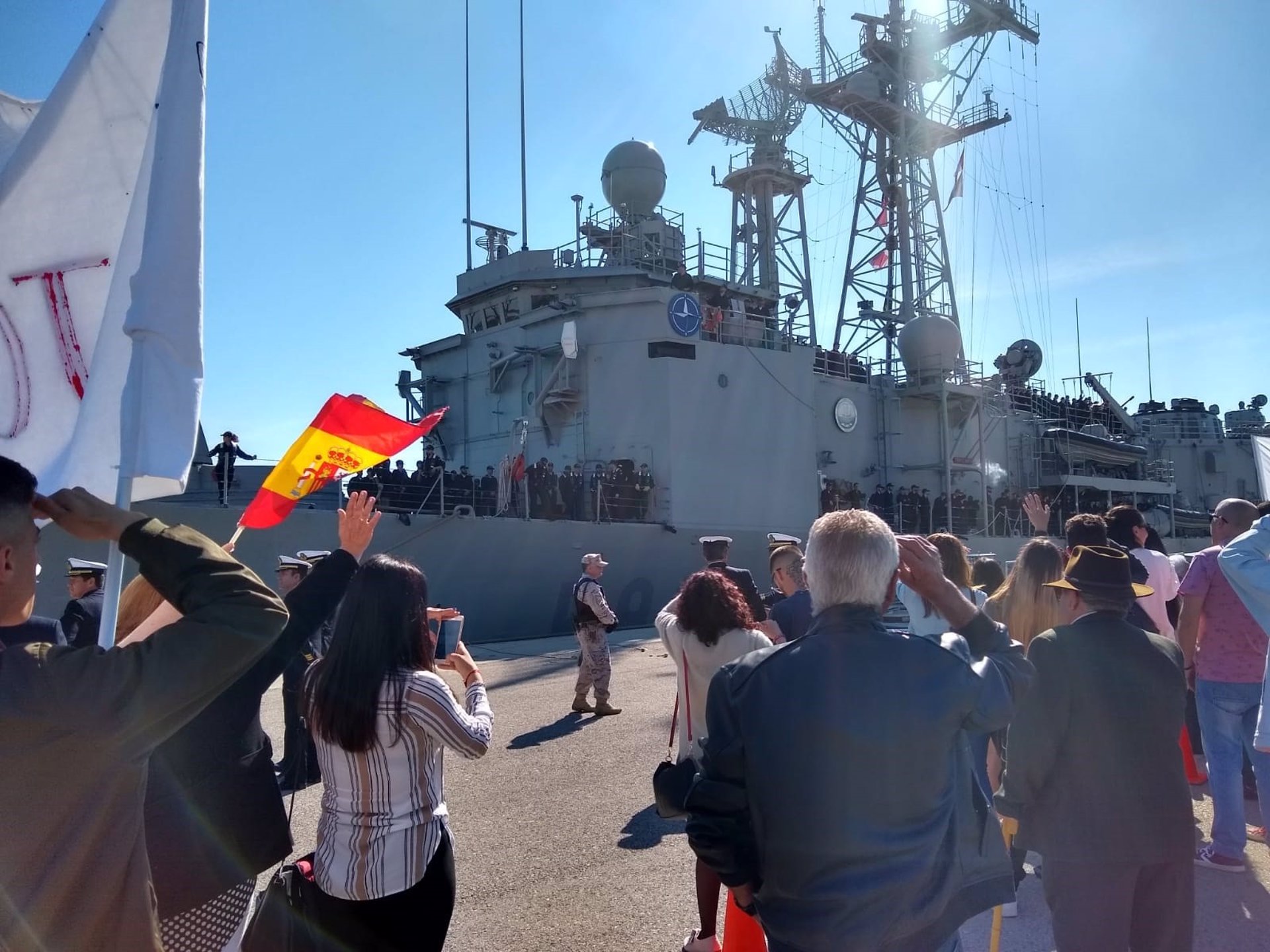 La fragata ‘Santa María’ sufre un incendio en la Base Naval de Rota (Cádiz)