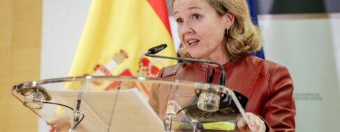 El Gobierno da el último paso antes de decidir la lista de operadores vetados en el 5G