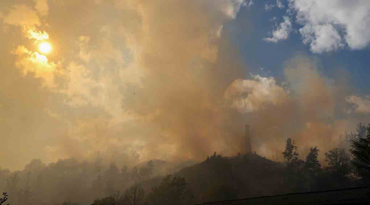 Evacuan el municipio de Bortedo (Burgos) por el incendio originado en Vizcaya