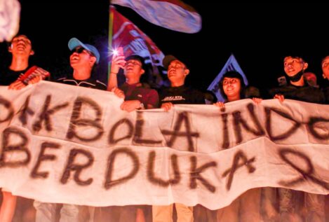 Indonesia crea un grupo independiente para investigar la tragedia del estadio de Malaing
