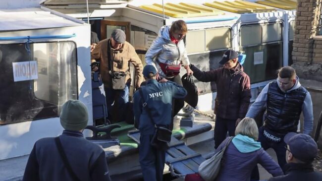 Evacuación en Jersón: cerca de 15.000 personas ya han salido de la ciudad