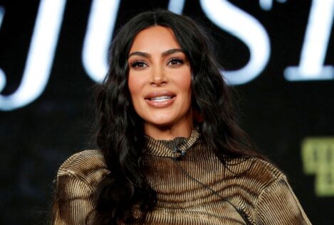Multa millonaria a Kim Kardashian por publicitar criptoactivos sin avisar que era una promoción